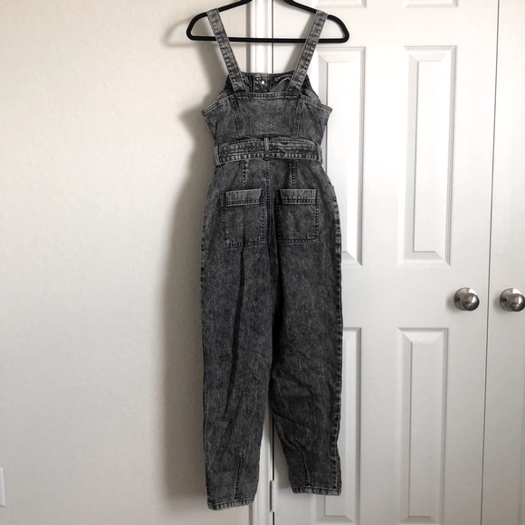 Size 2 dark jean overalls  universal thread goods co. - Picture 2 of 2